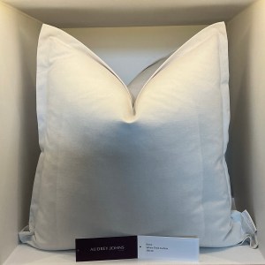 accent cushion | decorative cushions | throw pillows for bed